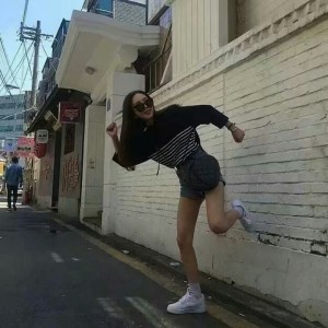 坏坏又超拽！18张高清社会姐女生头像合集