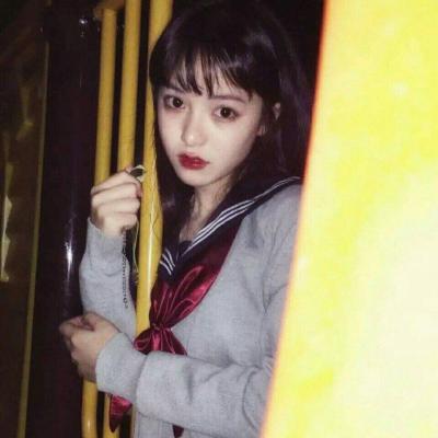 25张高清时尚伤感女生头像 氛围感拉满的氛围感头像合集