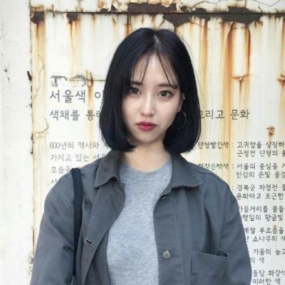 18张高清小清新短发女生头像合集