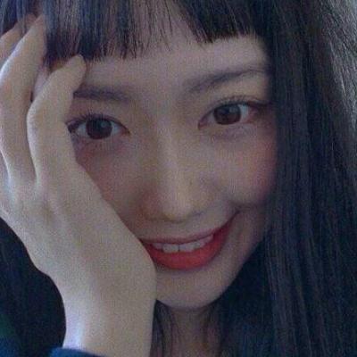 35张带感的伤感颓废女生头像合集