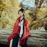 18张高清真人古风红衣女生QQ头像合集