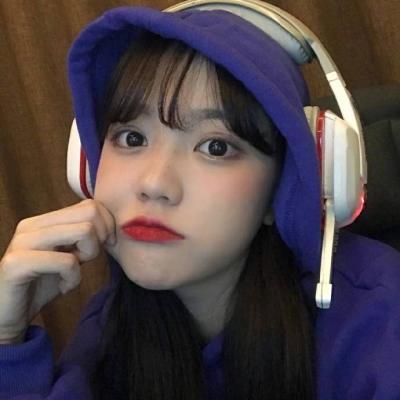 16张当下超火的个性美女头像合集 最新潮流款都在这