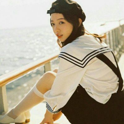 32张高清清纯女生QQ头像合集 氛围感拉满的纯情少女头像