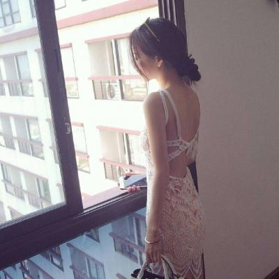 14张高清性感好身材女生头像合集