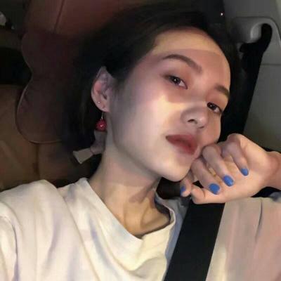 分手后失落的女生头像合集 17张高清伤感素材来啦