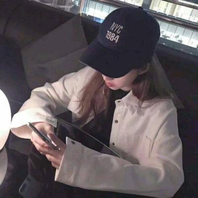 20张酷感拉满的戴帽女生头像 高清无水印直接存