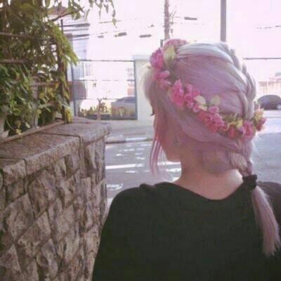 31张高清欧美风意境女生头像合集