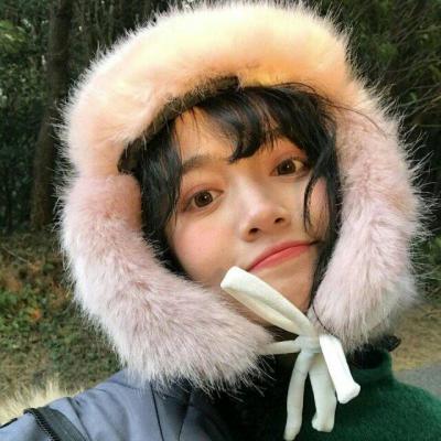 这里需要说明一下，你提供的内容是一个完整的头像网站页面代码，其中包含大量图片链接和网站导航信息，这类内容主要是素材分享页面，并非传统意义上的新闻稿件。
