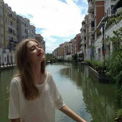 20张高清气质欧美范女生头像 氛围感拉满