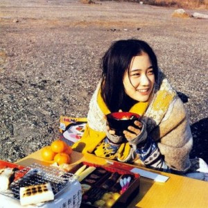 57张高清唯美旅行女生头像 氛围感拉满