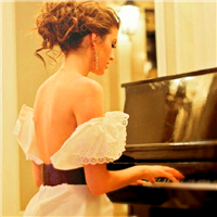 唯美弹钢琴的女生QQ头像合集（12张）