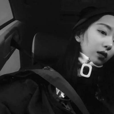 超拽霸气黑社会女老大头像合集 15张高清女生头像