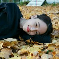 28张好看的非主流女生颓废伤感头像合集