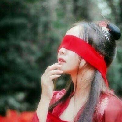 12张高清古风伤感女生头像 适合当微信头像用