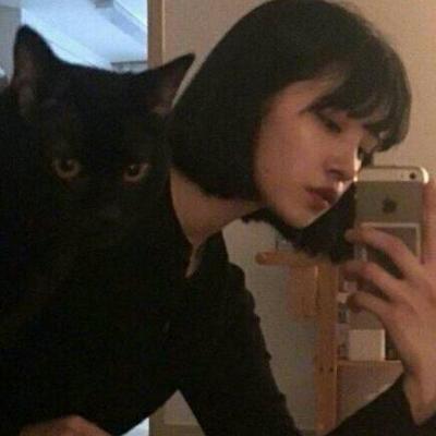 35张带感的伤感颓废女生头像合集