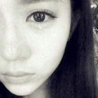 22张超有氛围感的伤心美女头像 哭到让人心疼的女生头像合集