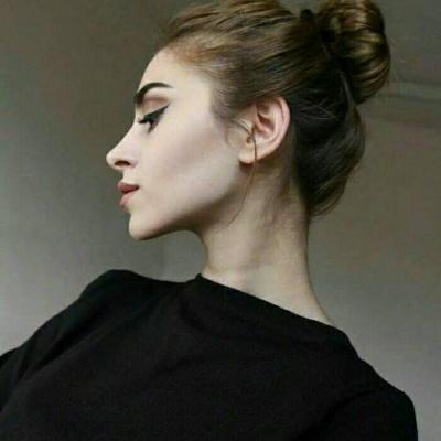 33张高清高冷黑暗系女生头像合集