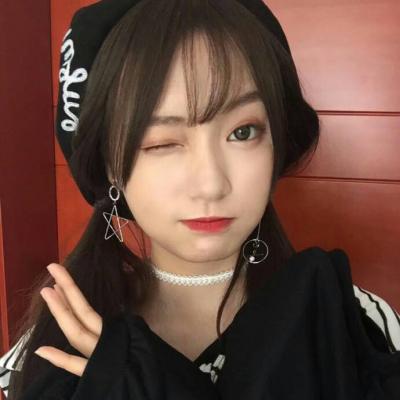 32张高清可爱闺蜜头像 一人一张一对都有