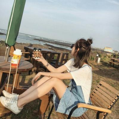 19张高清女生朦胧唯美QQ头像 氛围感拉满