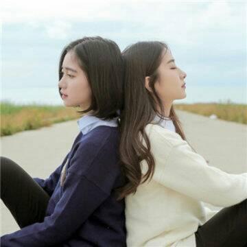 12张氛围感拉满的亲密闺蜜头像，高清又好看