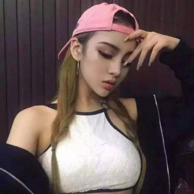 20张酷感拉满的戴帽女生头像 高清无水印直接存