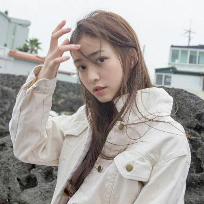 36张高清好看的女生唯美QQ头像大图