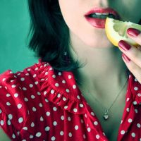 38张冷艳感拉满！高冷烈焰红唇女生QQ头像合集