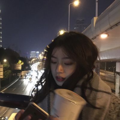 28张干净清爽的清纯女生头像合集
