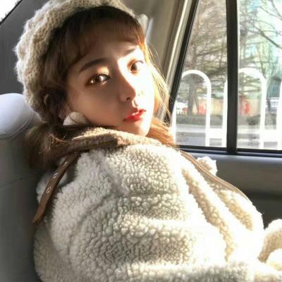 分手后失落的女生头像合集 17张高清伤感素材来啦