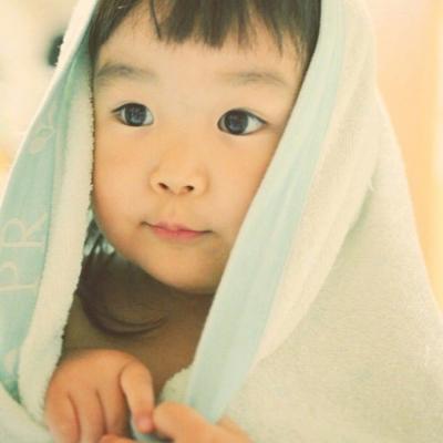 24张高清可爱萌娃女生QQ头像 直接用超好看