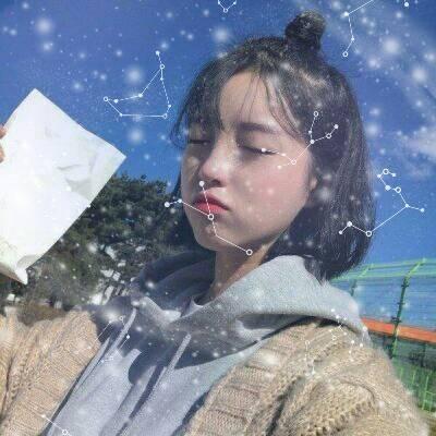 14张高清唯美星空女生头像 氛围感拉满