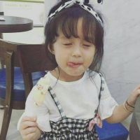 30张超萌小女孩吃东西头像 软乎乎的女生萌娃头像合集