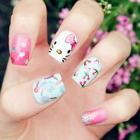 适合美甲师用的创意彩色美甲头像 共19张女生头像