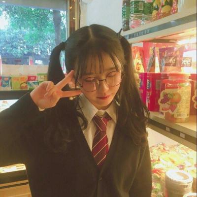 32张仙气满满的可爱女生闺蜜头像 高清又好看