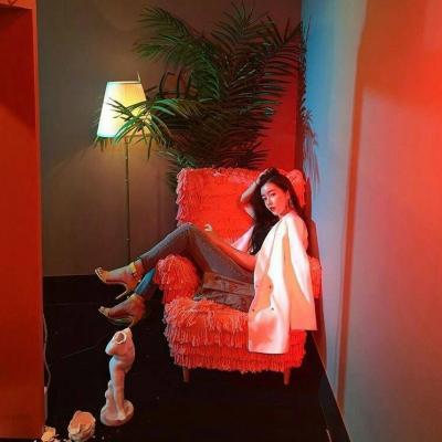 18张高清优雅成熟气质女生头像合集