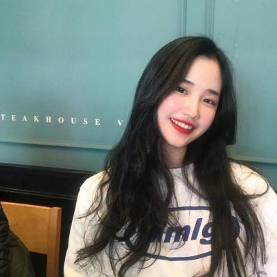 36张高清可爱萌系美女头像 软妹氛围感拉满