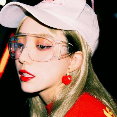 霸气又叛逆！19张高清高冷女生头像合集