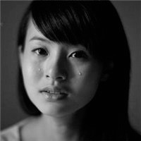 23张黑白女生流泪伤感头像 把难过藏在画面里