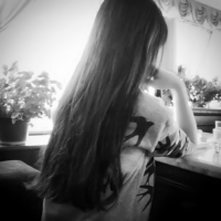 伤感暗黑风！19张黑色系女生头像合集