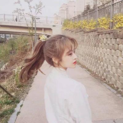 13张高清文艺森女头像合集 氛围感拉满