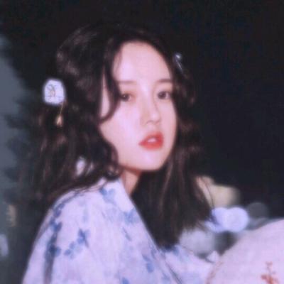 24张帅气可爱女生高清头像合集