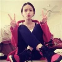 26张盘腿坐姿女生头像合集 适合当头像用