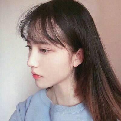 35张高清简约气质女生QQ头像 直接拿去用