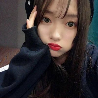 超火的女生微信个性头像 共13张