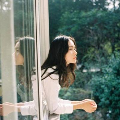 32张高清女生霸气高冷QQ头像合集