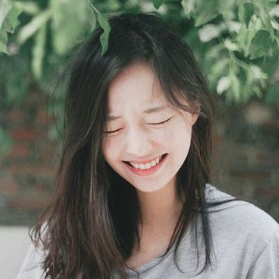 13张氛围感拉满！女生阳光微笑QQ头像高清唯美合集
