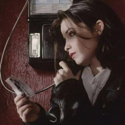 19张高清欧美女生霸气拽头像 好看又有范儿