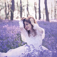 21张带薰衣草的唯美女生QQ头像合集