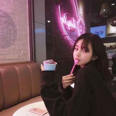 29张高清成熟气质女生头像 适合微信用的真人好看头像