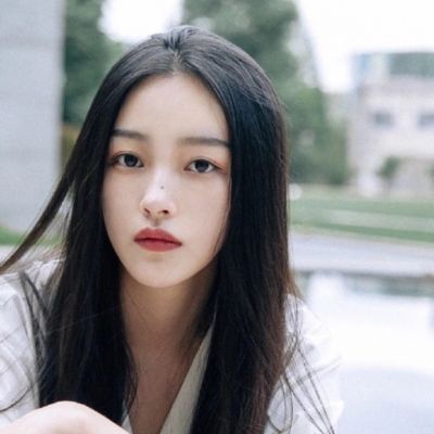 29张高清成熟气质女生头像 适合微信用的真人好看头像